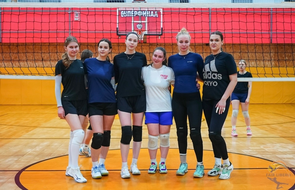 Женская сборная СПбГПМУ – серебряный призер ночного турнира по волейболу