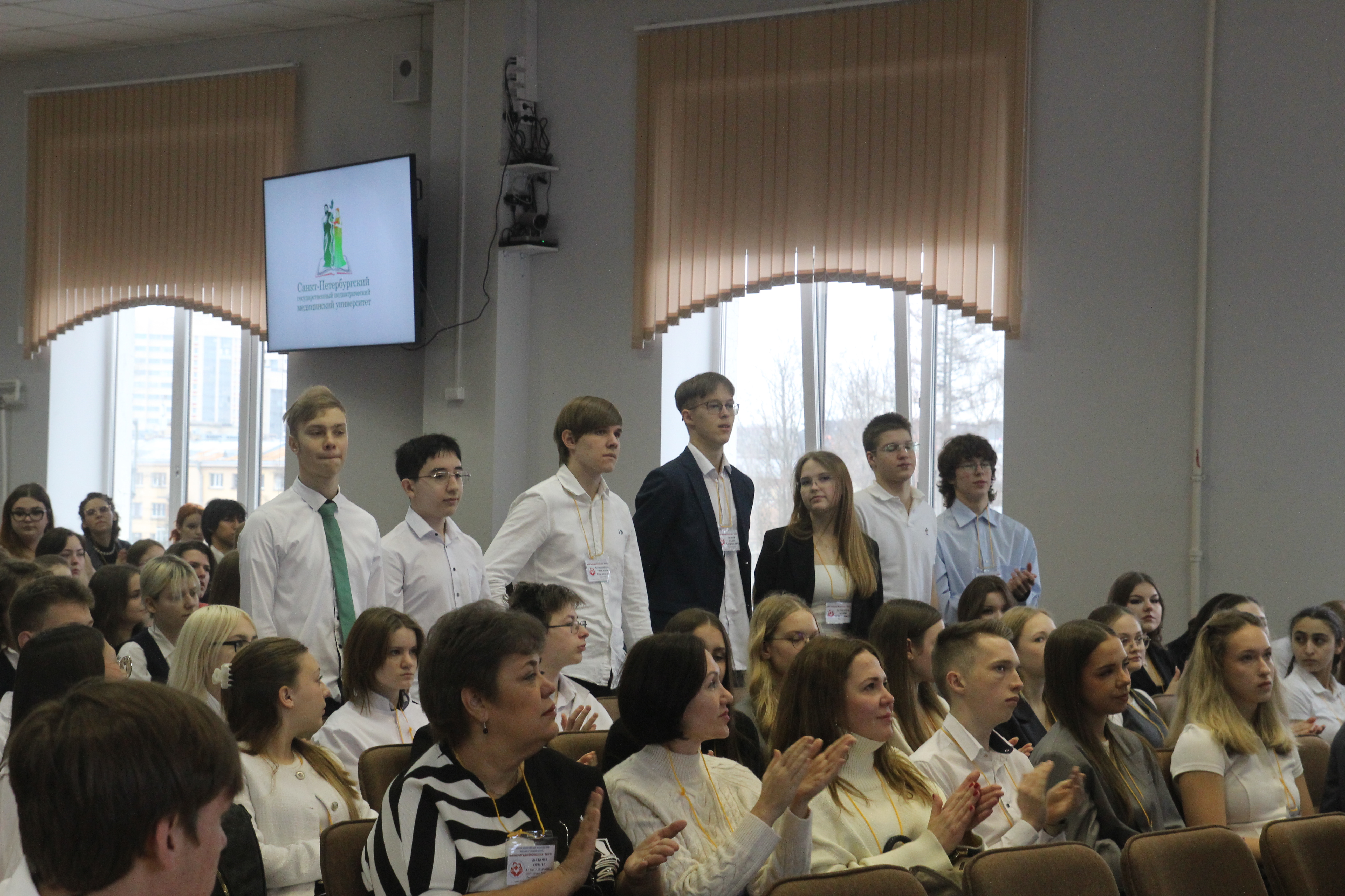  моя профессия  - врач