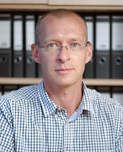 Рухляда Николай Николаевич<span style="color: rgb(0, 0, 0);">&nbsp;</span>