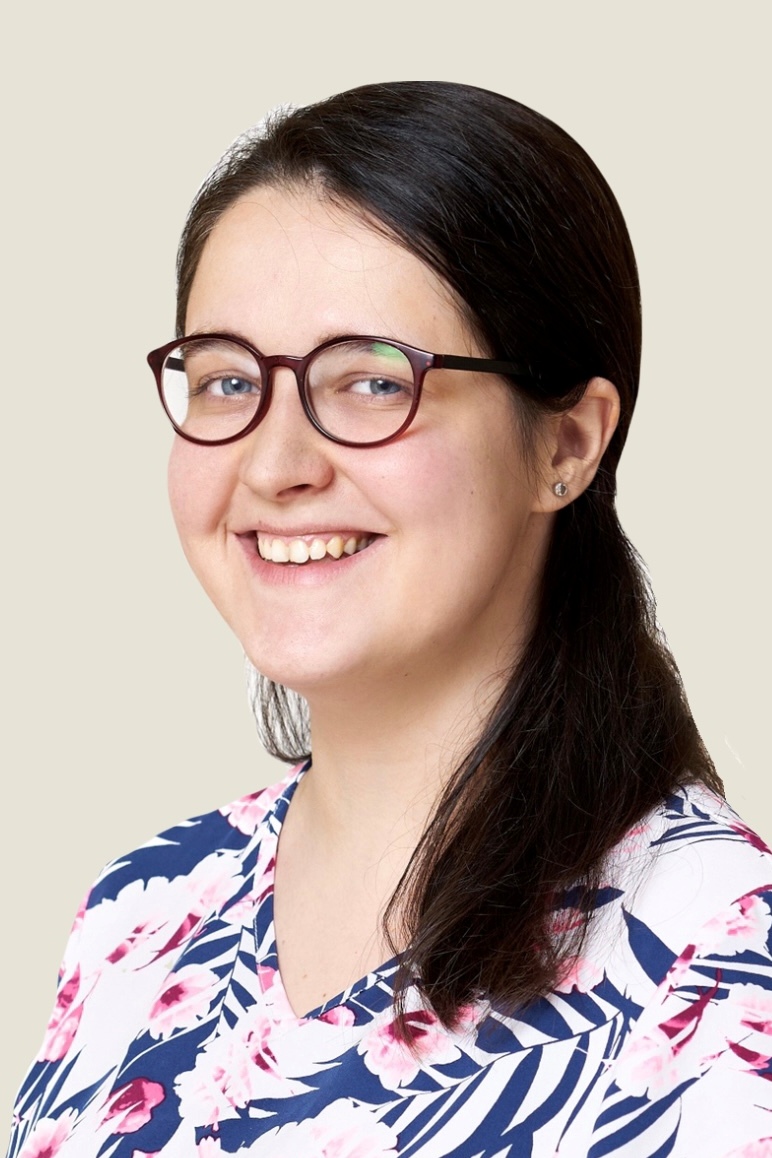 <span><strong>Абдулаева Алина Магомедовна</strong></span>