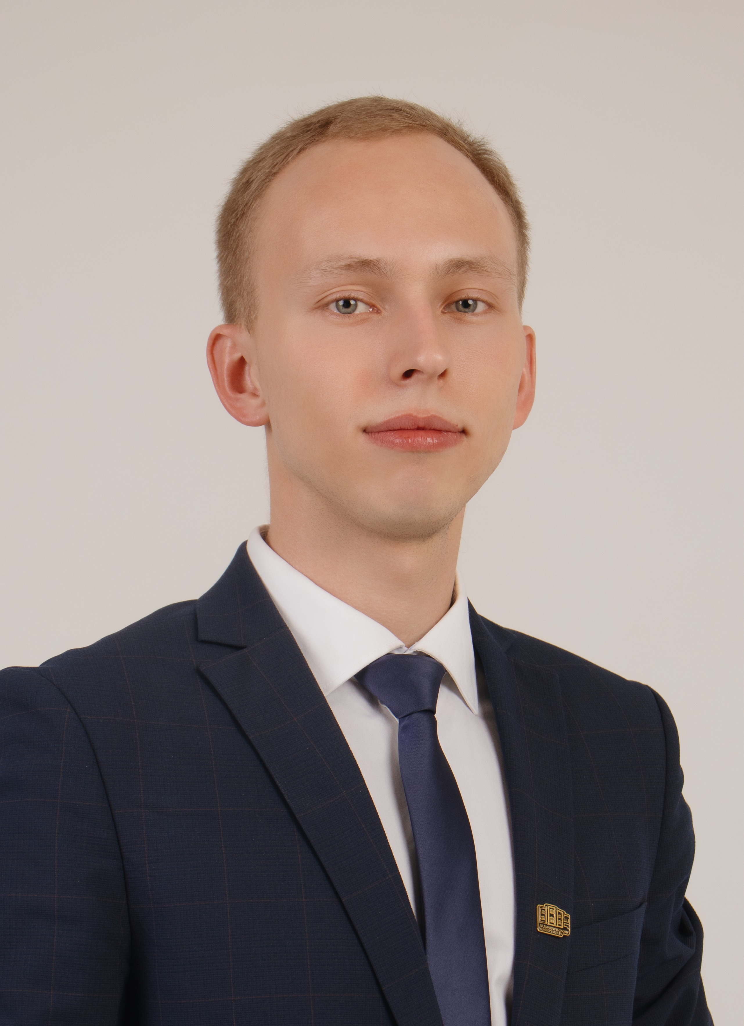 <strong>Кривцов Артём</strong>