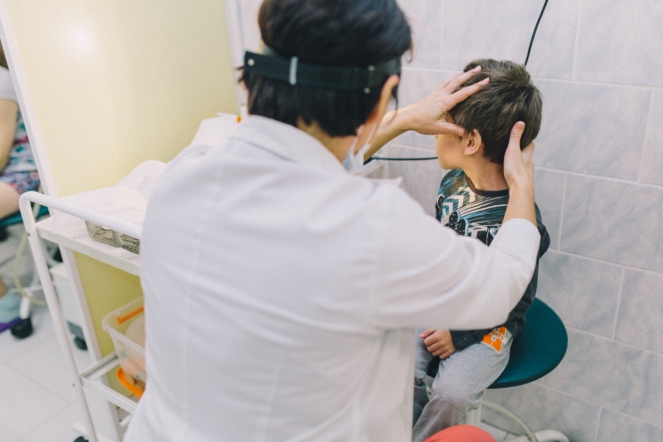 Оториноларингология