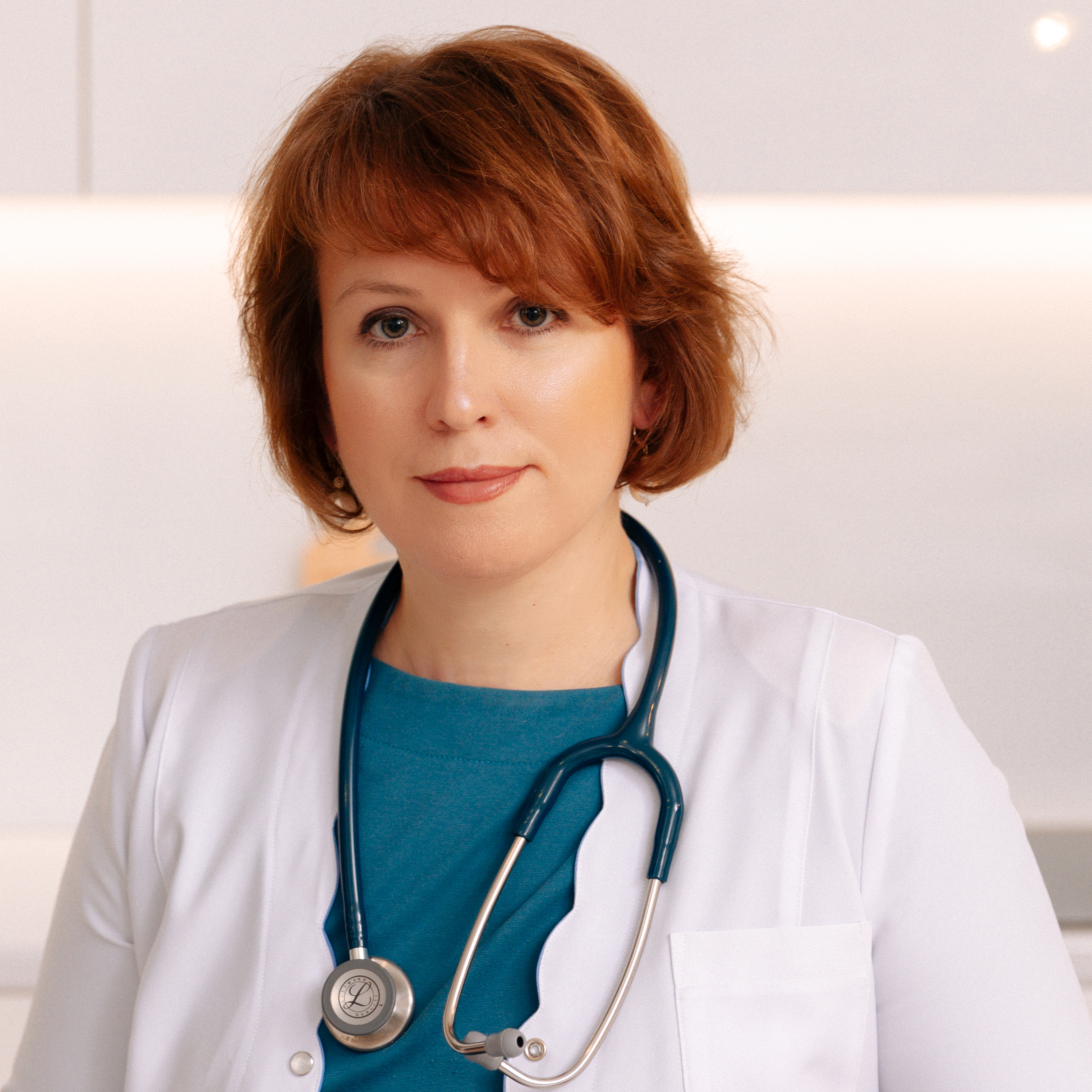 <span>Адулас Елена Игоревна</span>