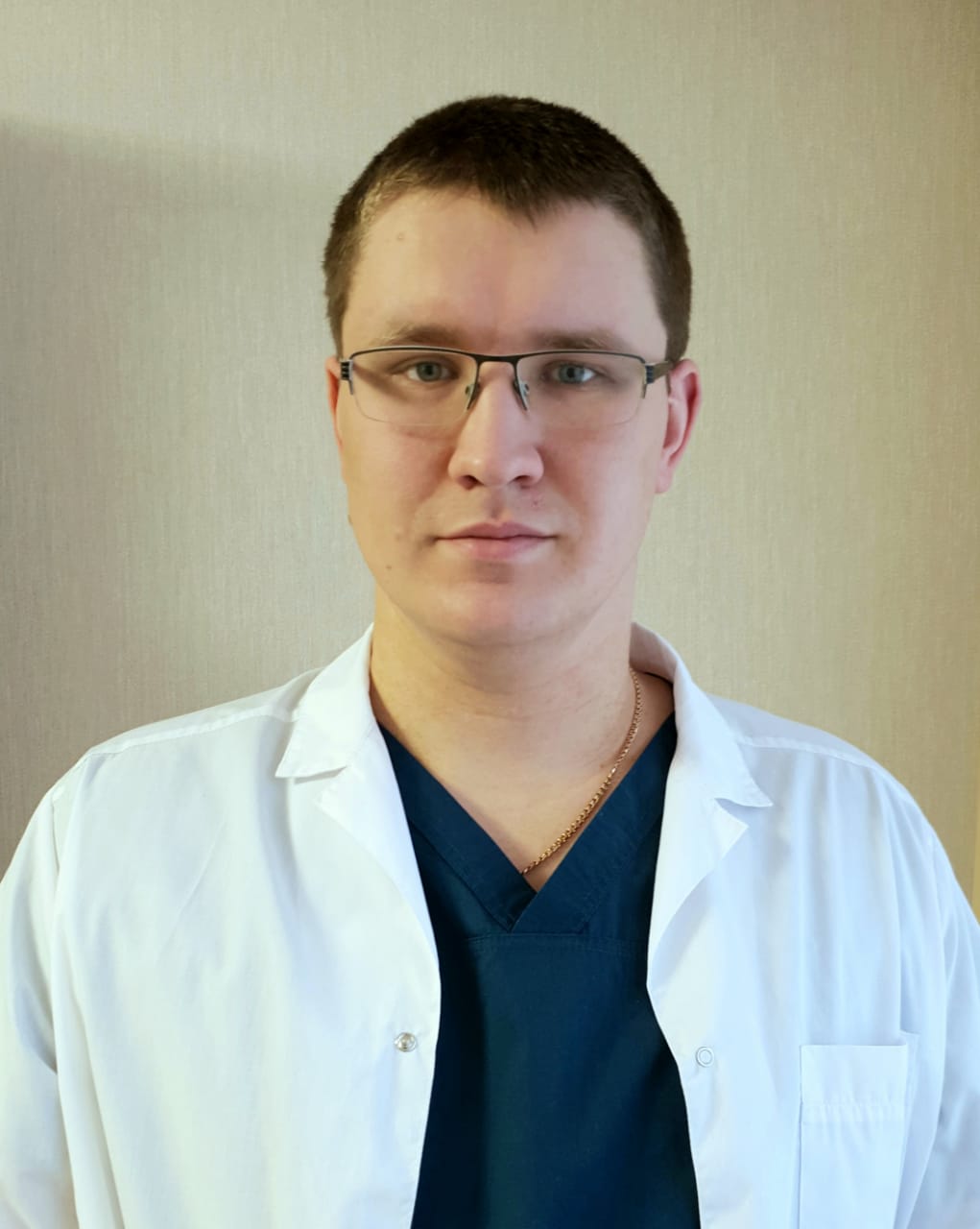 <strong>Азаров Михаил Валерьевич&nbsp;</strong>