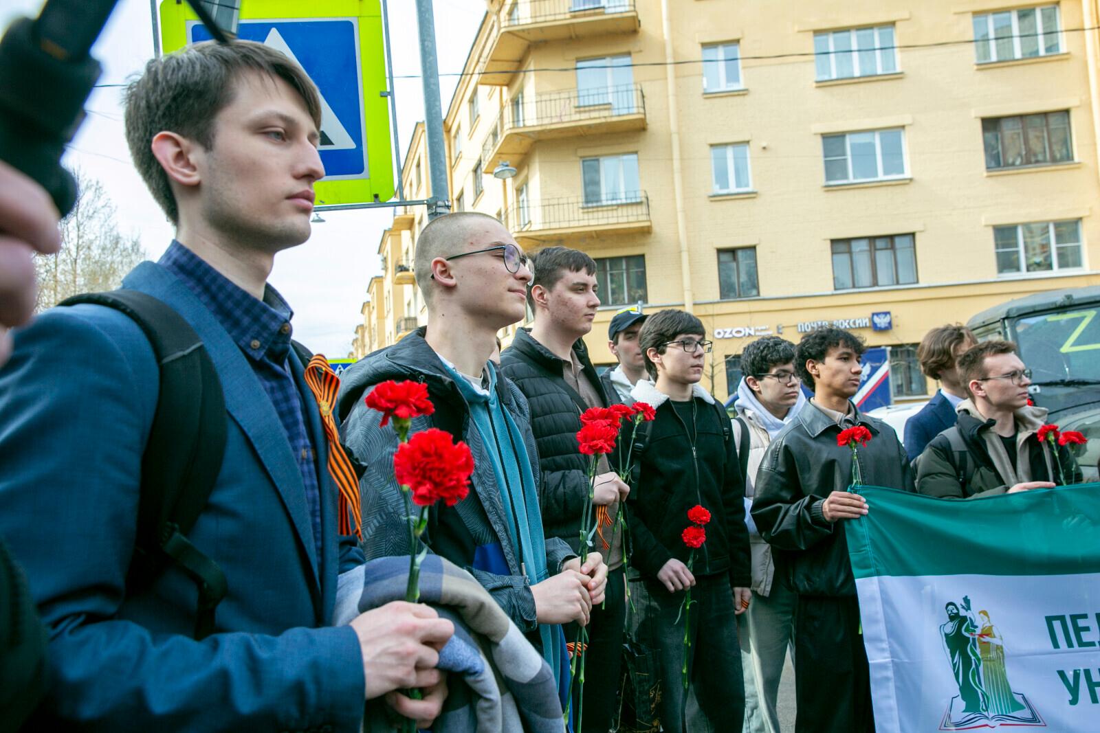 Студенты Педиатрического университета почтили память погибших героев СВО