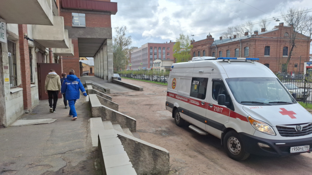 Врачи Педиатрического университета приняли за выходные двенадцать детей с травмами