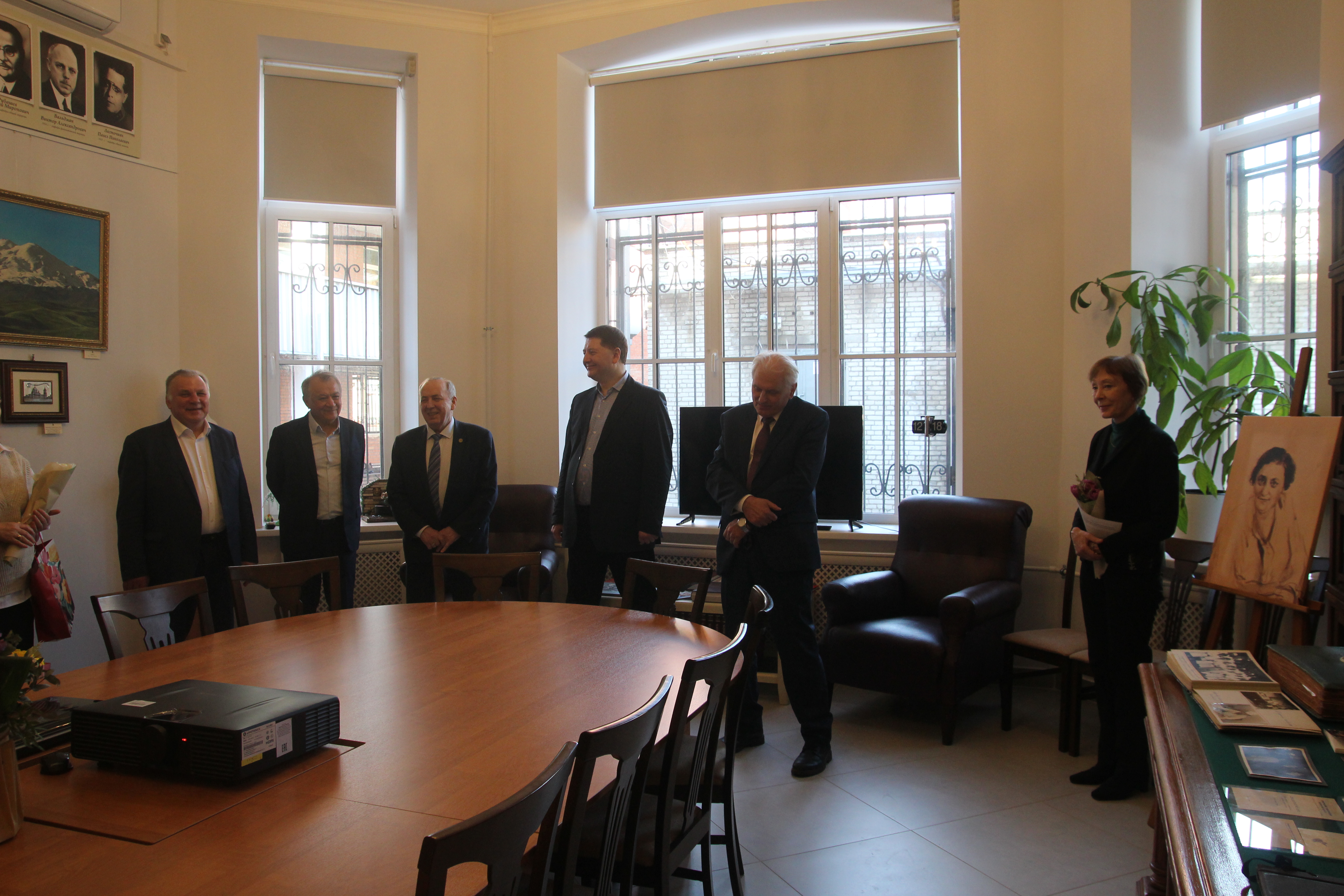 выступление на открытии выставки 